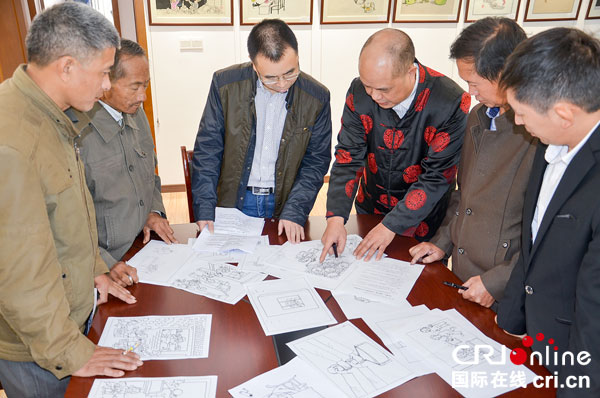 图片默认标题_fororder_荣县纪委干部到现场指导创作