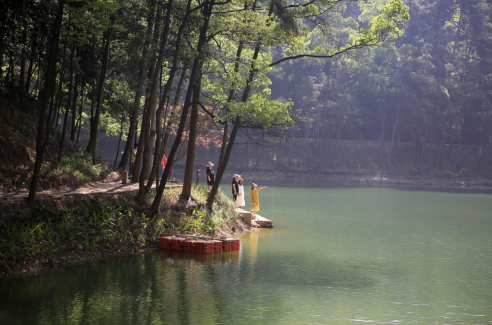 OK【重庆北碚区委宣传部供稿】“五一”假期重庆北碚区共接待游客39.23万人次 实现旅游总收入12254.22万元