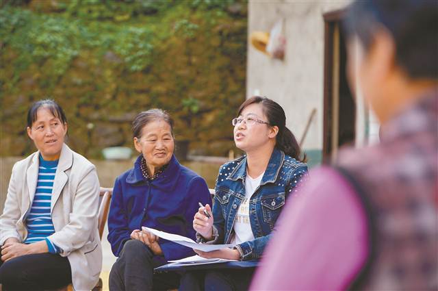 【领航新征程】十九大代表严克美的24小时