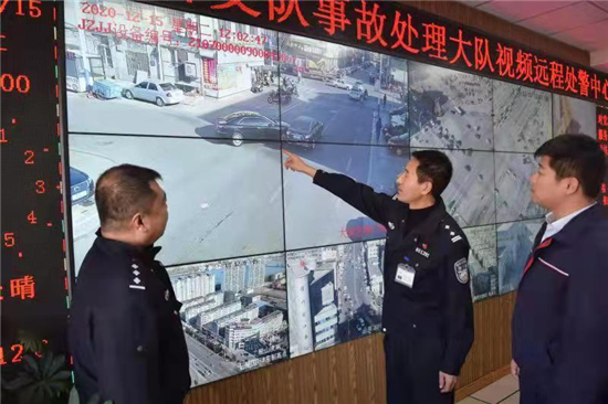 锦州交警创新远程可视化交通事故快速处理新模式_fororder_锦州交警1