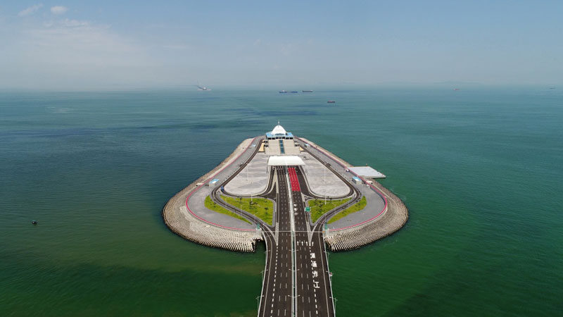 港珠澳大桥将启动东人工岛旅游开发