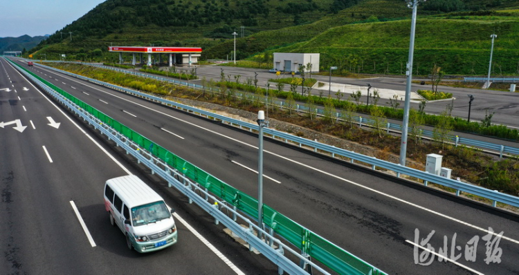 延崇高速打造“智慧”公路