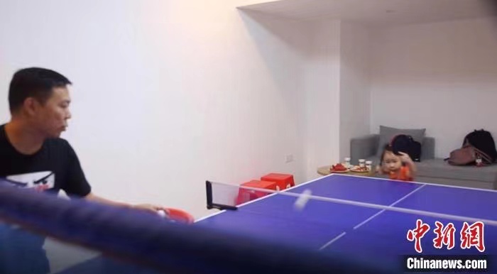 เด็ก 5 ขวบเล่นปิงปองได้รับความสนใจจากชาวเน็ตจีน_fororder_微信图片_202109011920056