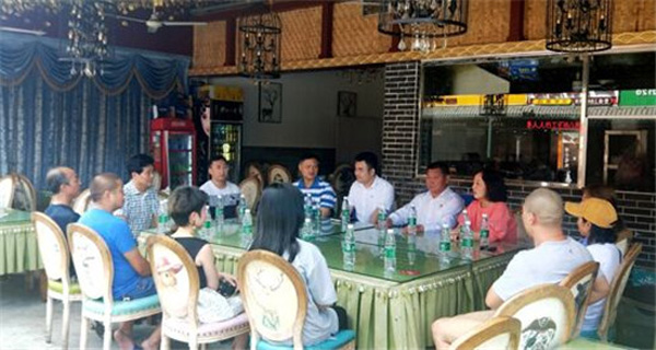 图片默认标题_fororder_1、评选活动现场