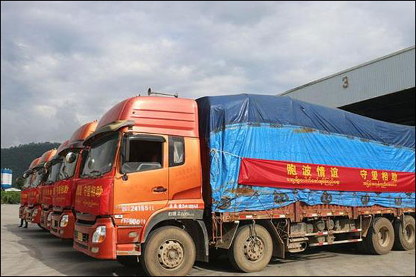 จีนเริ่มขนส่งเวชภัณฑ์ป้องกันโควิด-19 ที่บริจาคให้แก่รัฐฉานของเมียนมาร์_fororder_20210906md1