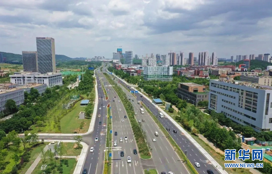 武汉光谷科创大走廊主轴亮相 串起万亿级产业集群