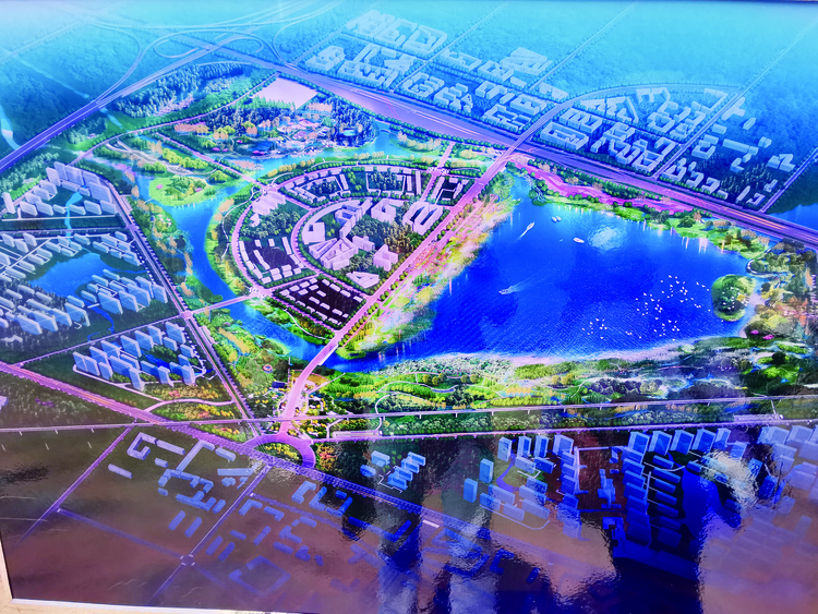 长春国际汽车城开建首个大型生态公园