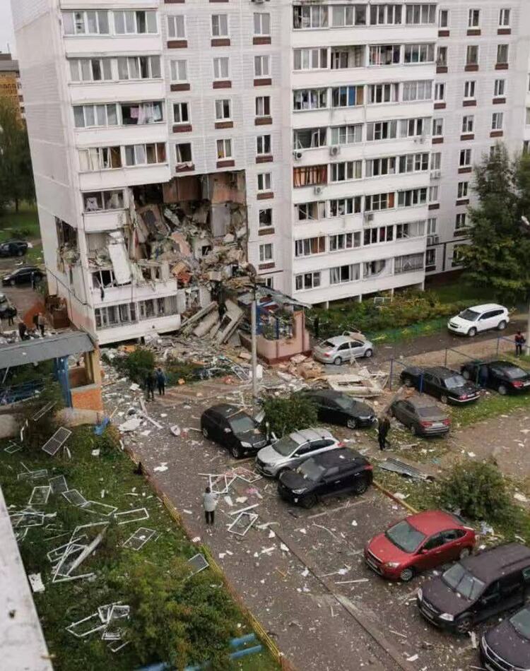 俄罗斯莫斯科州一居民楼发生天然气爆炸