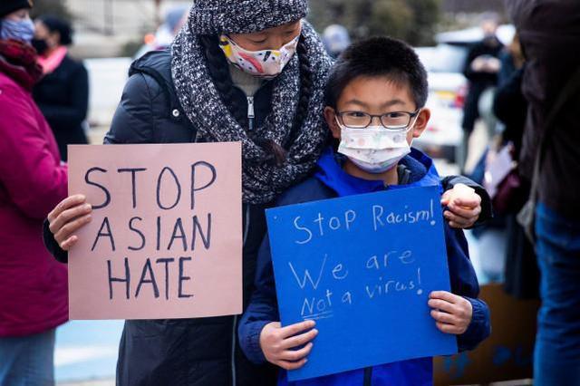 امریکہ میں وبائی صورتحال کے دوران اقلیتی گروہوں کو امتیازی سلوک کا سامنا امریکہ میں وبائی صورتحال کے دوران اقلیتی گروہوں کو امتیازی سلوک کا سامنا_fororder_99