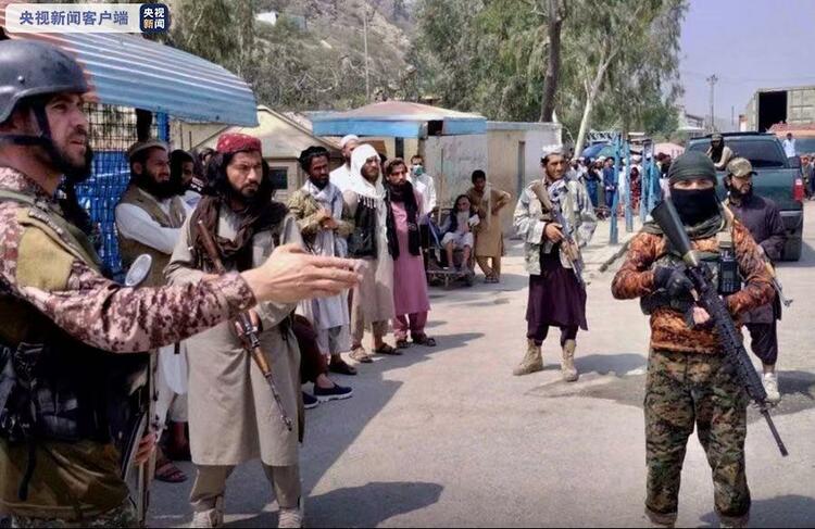 阿富汗塔利班部队在巴尔赫省解救被绑架儿童