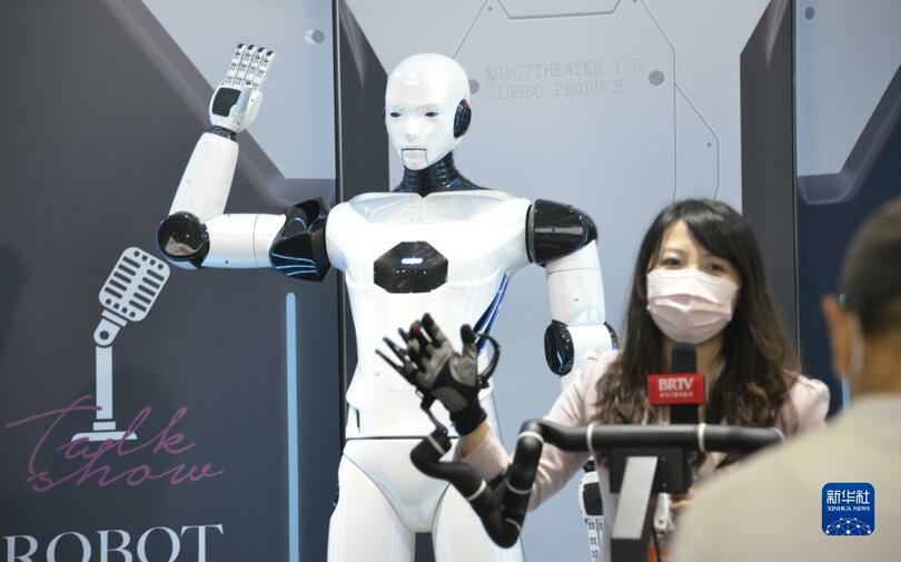 เพื่อนหุ่นยนต์รอบข้างกายเราในอนาคต_fororder_机器人5