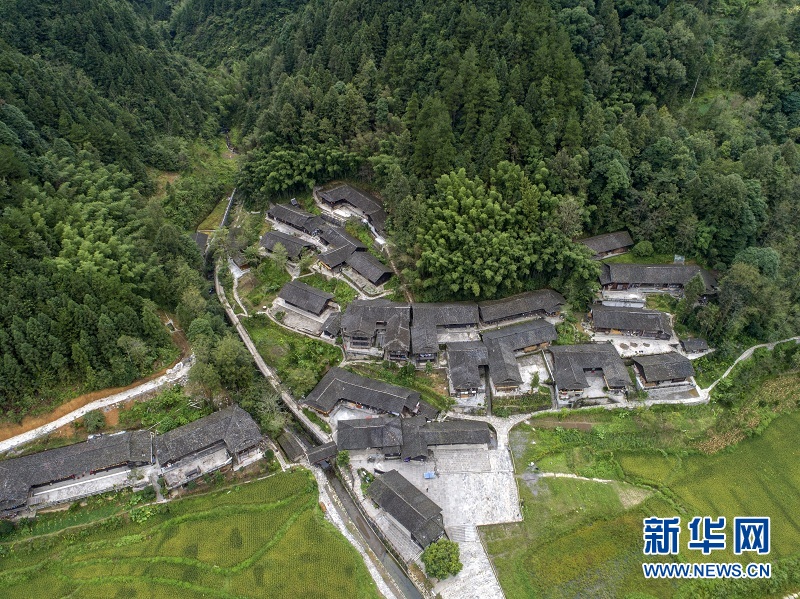 湖北宣恩：百年古寨里的土家建筑艺术