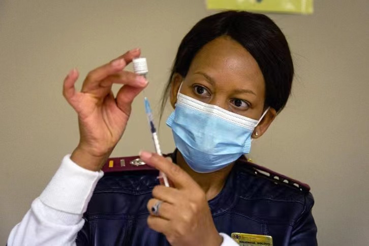 非洲观察丨第三波新冠疫情趋缓 南部非洲多国调整防疫措施