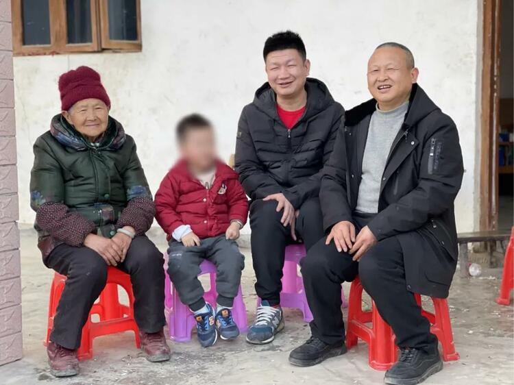 时代楷模 | 这位体育老师最后的冲刺，留下一堂最深刻的生命教育课……