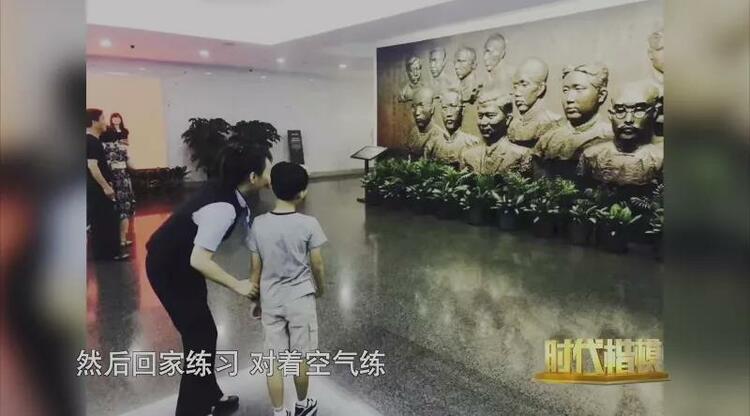 时代楷模 | 给孩子最好的教育是什么？上海这位小学教师27年实践给出标准答案