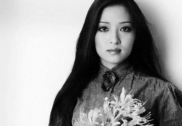 李敖与&quot;台湾第一美人&quot;胡因梦离婚协议曝光 将拍卖