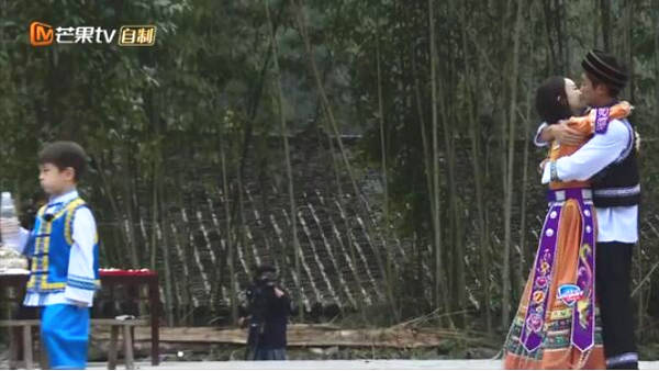 杜江:表态嗯哼亲亲表情特好用常觉得霍思燕动qq怪搞发给情gif图片