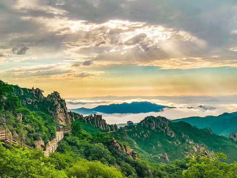 景区风光 供图 辽宁省朝阳北票大黑山风景区