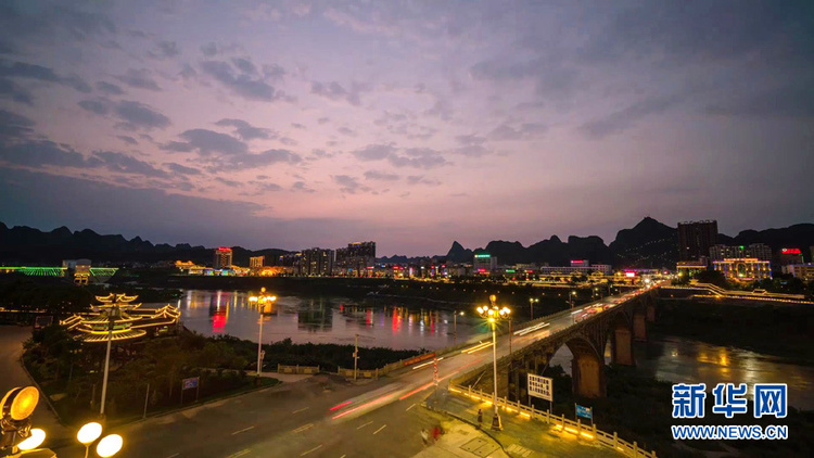 红水河畔旅游“夜经济”复苏