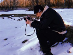 蒋劲夫零下冰天雪地玩摄影 网友：人比风景更好看