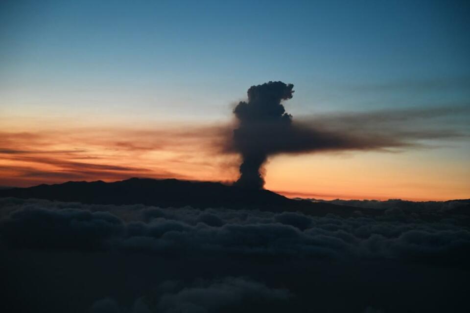 火山仍在喷发！这个三毛曾“流浪”的西班牙小岛怎样了？