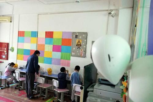 北京“可视幼儿园”亮相 家长能随时手机查看