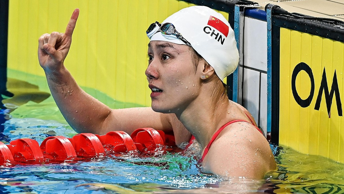 全运会-游泳女子50米自由泳决赛：刘湘夺冠并创亚洲纪录
