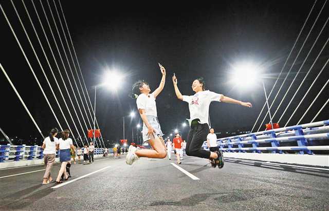 重庆“三桥一隧”建成 9月29日零时起通车