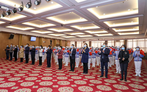 2021年全国双创活动周郑州主会场志愿者宣誓出征