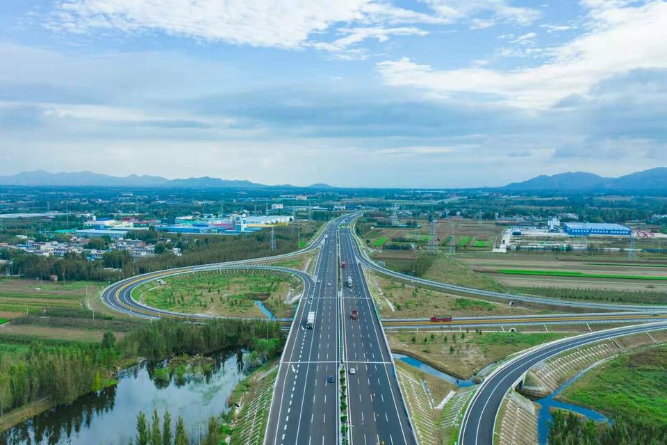 又一条双向八车道！京台高速泰安至枣庄段改扩建项目建成通车