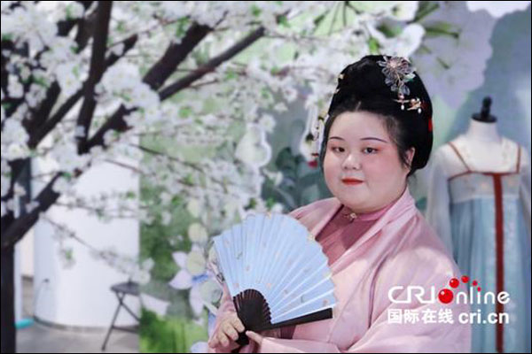 ความงามของชุดจีนโบราณในเทศกาลแอนิเมชั่น_fororder_20211001hf2