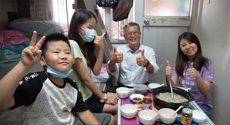 香港财政司司长陈茂波:国庆日发放第二期电子消费券 市场消费氛围热烈