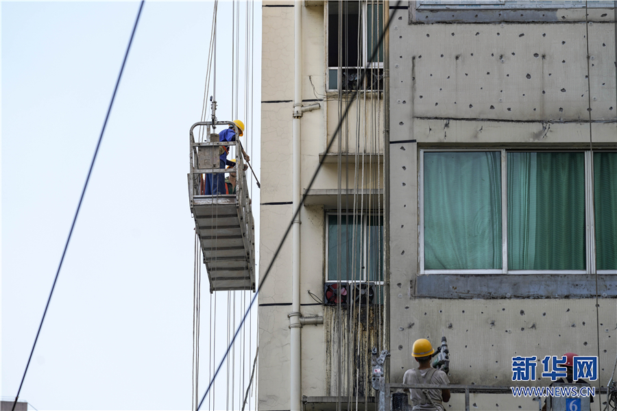 国庆假期的坚守：民生工程施工忙