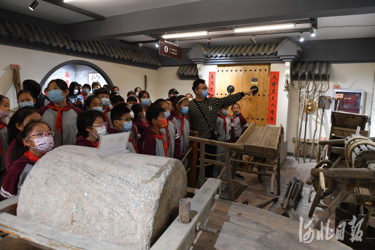 河北石家庄:感受家乡变化