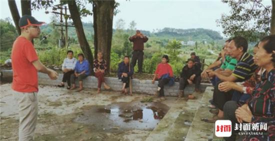 耶鲁毕业生放弃高薪下乡扶贫 帮农民卖柑橘养山鸡