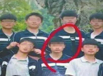 湖南高三学生刺死班主任事件：老师的关爱被当成麻烦