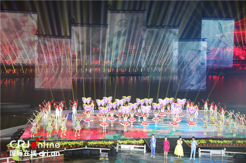The Opening Ceremony of the 39th Chrysanthemum Culture Festival Launched in Kaifeng, China_fororder_2