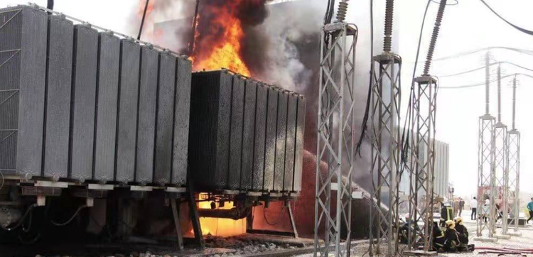 伊朗阿巴斯港大型变电站大火已被扑灭 无人员伤亡