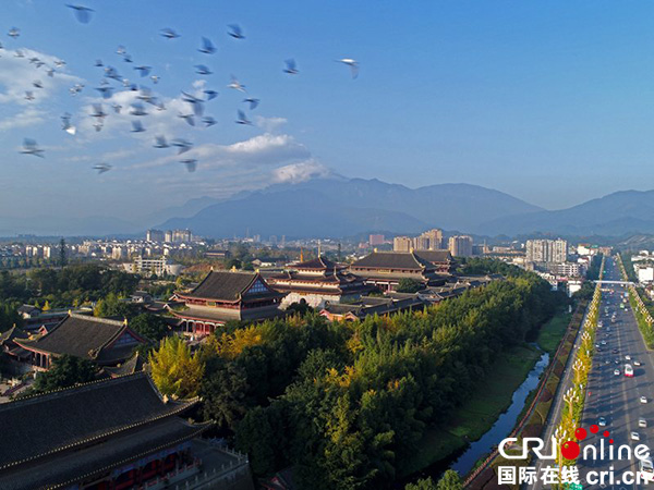 图片默认标题_fororder_大佛禅院晴空万里（峨眉山旅游公司-供图）