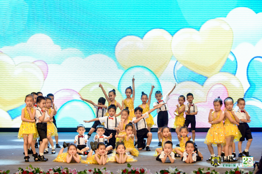 “以爱之名,精彩童行二十年”汇佳幼儿园二十周年园庆活动 “以爱之名,精彩童行二十年”汇佳幼儿园二十周年园庆活动