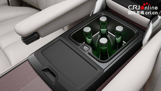 【汽车频道 资讯+要闻列表】全新一代路虎揽胜在经典传承中悄然蜕变_fororder_image015