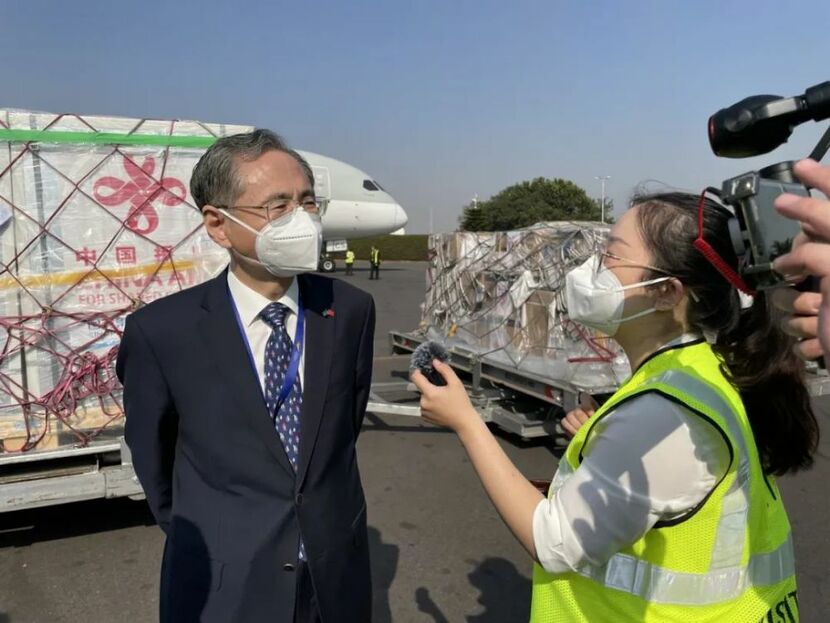 Lô vắc-xin Covid-19 thứ hai do Chính phủ Trung Quốc viện trợ Ru-an-đa đã bàn giao thành công_fororder_src=http___inews.gtimg.com_newsapp_bt_0_13911298612_1000&refer=http___inews.gtimg