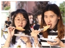 沈阳农大展开中外大学生“家乡菜”巅峰对决