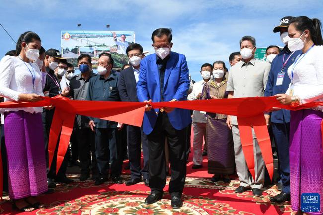 ຈັດ​ພິ​ທີ​ເປີດ​ການແລ່ນ​ລົດ​ຂົວ​ມິດ​ຕະ​ພາບ​ກຳ​ປູ​ເຈຍ-ຈີນ​ທີ່​ວິ​ສາ​ຫະ​ກິດ​ຈີນ​ເປັນ​ຜູ້​ຮັບ​ເໝົາ​ກໍ່​ສ້າງ_fororder_微信图片_20211124112438