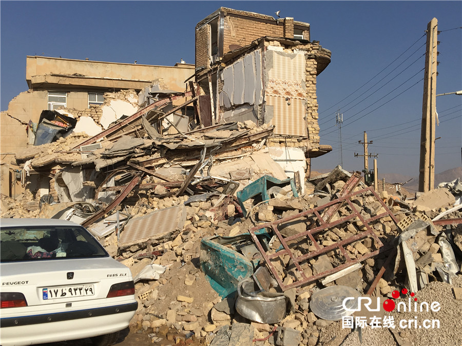 伊朗地震灾区损失严重 受灾民众将重建家园 - 