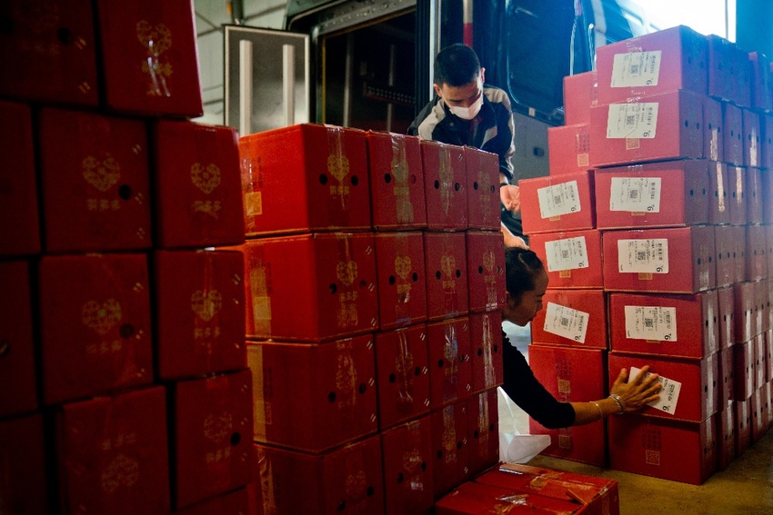 中国消费加速回升：拼多多5月日均物流包裹数已超过6500万个