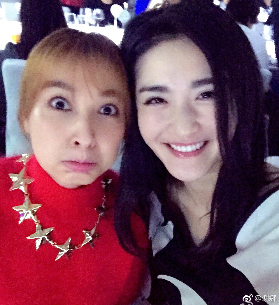 谢娜晒与吴昕合影气色好 吴昕送破壁机变段子