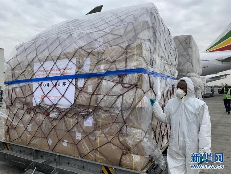 “始终把人民群众生命安全和身体健康放在第一位”——中国抗疫彰显“生命至上、人民至上”理念
