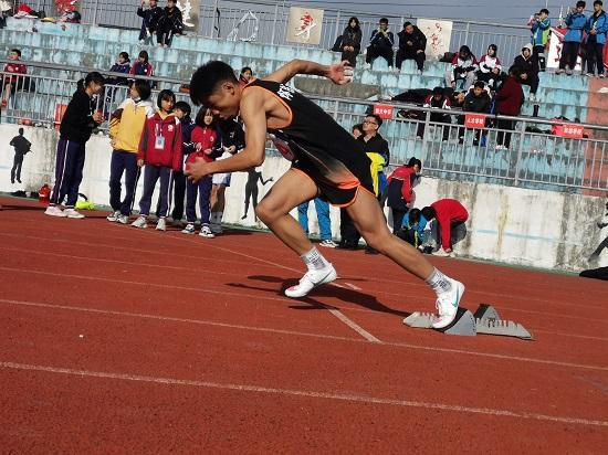 怀铁二中:“双减”下的体育再创佳绩 怀铁二中:“双减”下的体育再创佳绩