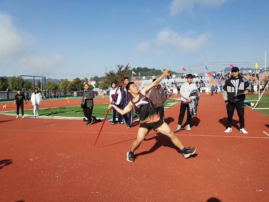 怀铁二中:“双减”下的体育再创佳绩 怀铁二中:“双减”下的体育再创佳绩